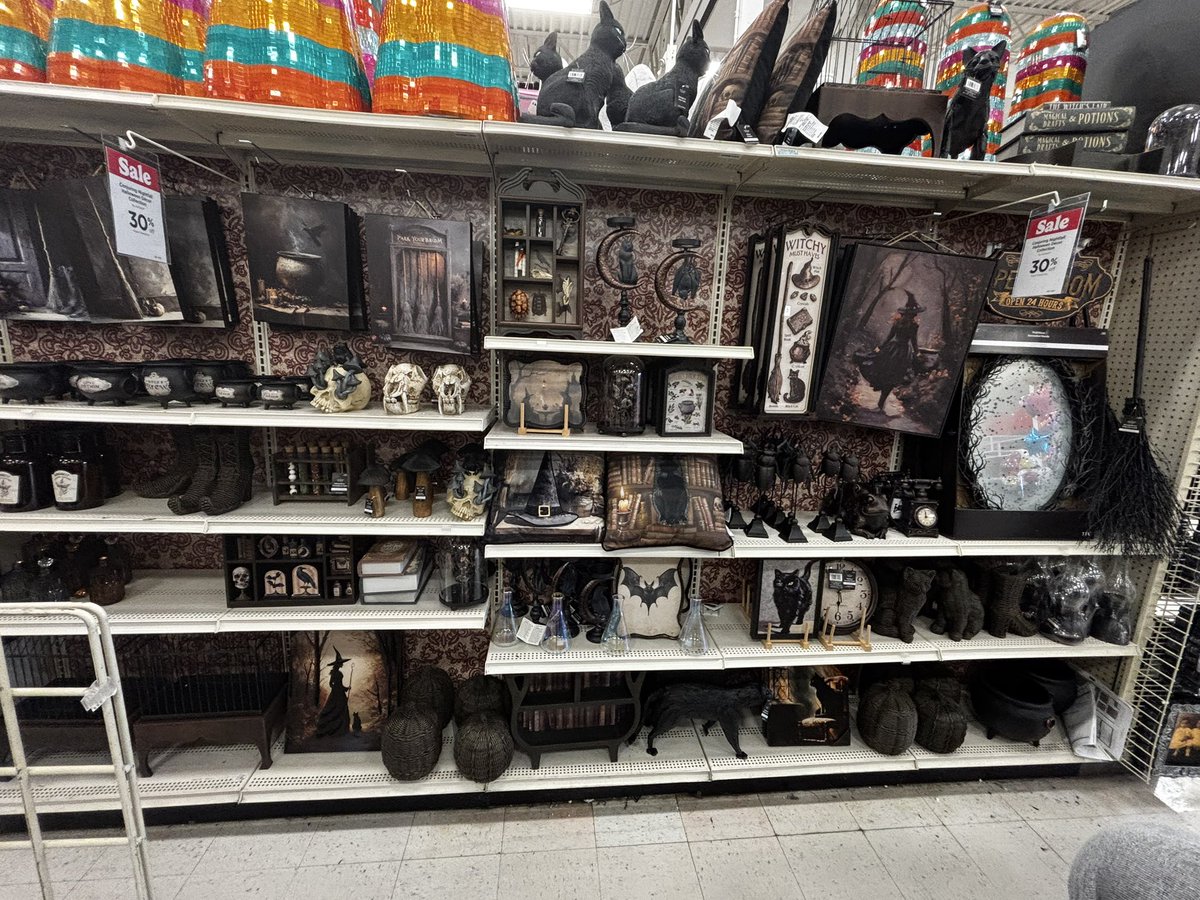 Rammnails's tweet photo. It’s the most wonderful time of the year! 🖤 #Michaels https://t.co/ZbVbAWdkh7