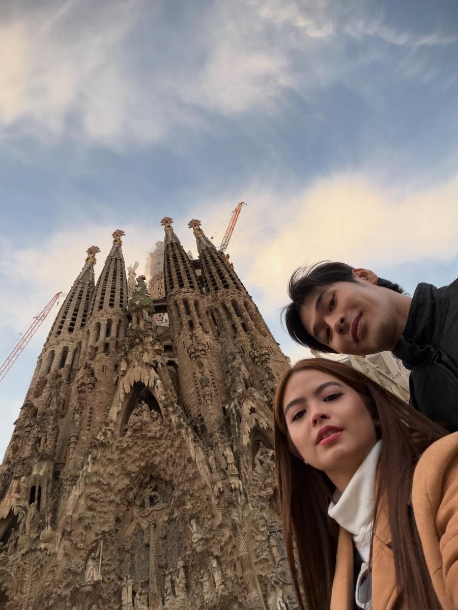 jsheartstopper's tweet photo. I really miss the Spain era 🥺 https://t.co/XqVc3QcJ3D