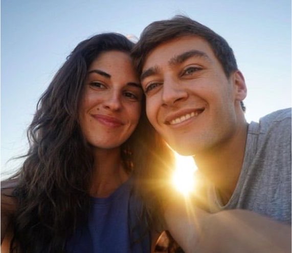 russellvesti's tweet photo. they’re engaged now 😭😭🫶🏼🫶🏼🫶🏼 https://t.co/CuWiUOwi0V
