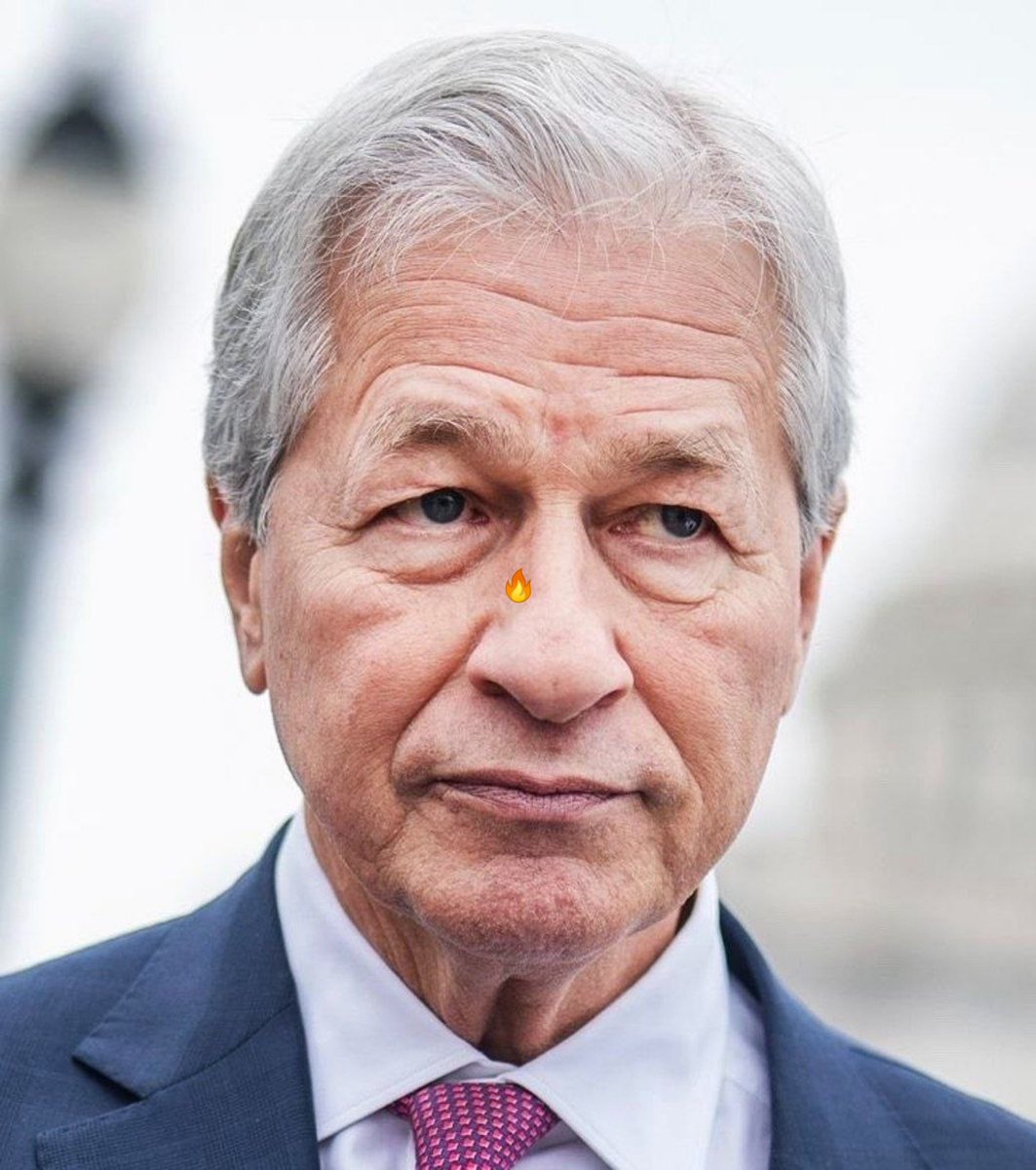SprinterPress's tweet photo. JPMorgan Chase CEO Jamie Dimon stated that the US dollar could lose its status as the world's reserve currency within the next 25 years. https://t.co/v9hDZyhnsi