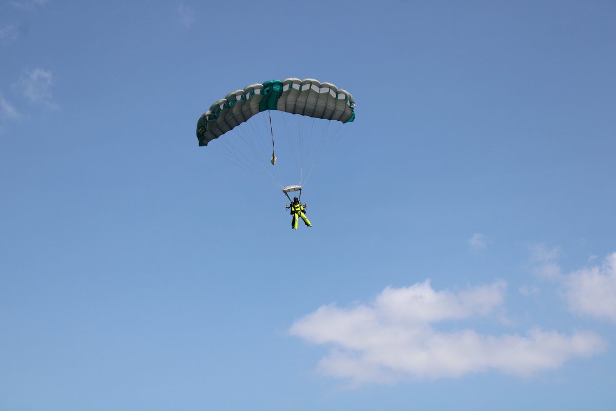 ismithKDKA's tweet photo. We did it! Sam, Syd and I took the leap at @SkydivePenn today. Incredible experience. The girls were way more brave than me but we all had a blast! https://t.co/A36cZyT9ea