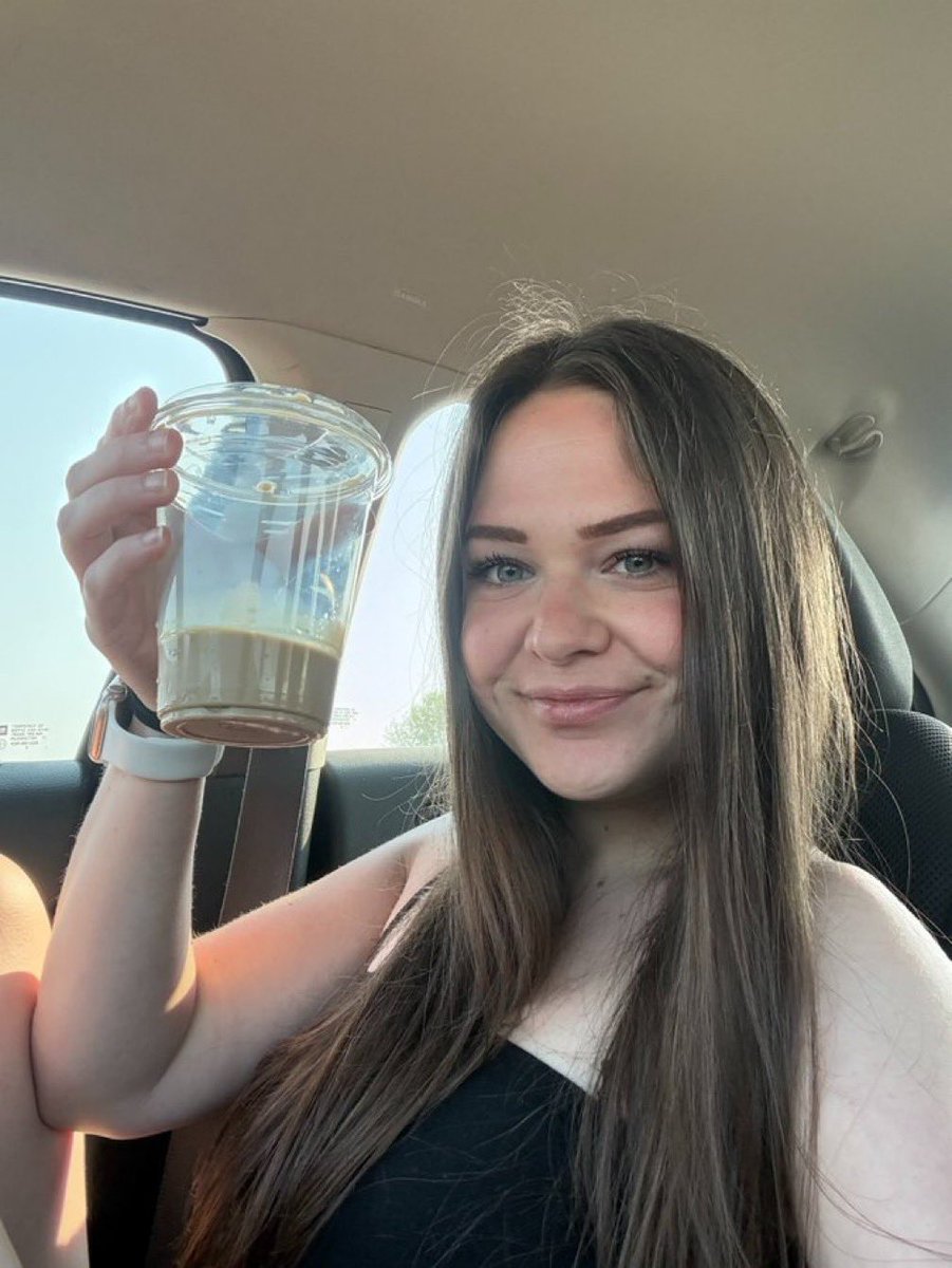 GoddessSamxxo's tweet photo. Yall are at work while I’m over here enjoying my sub funded coffee and about to go shopping on your dime hehe love my life https://t.co/FO9CIz8xP5