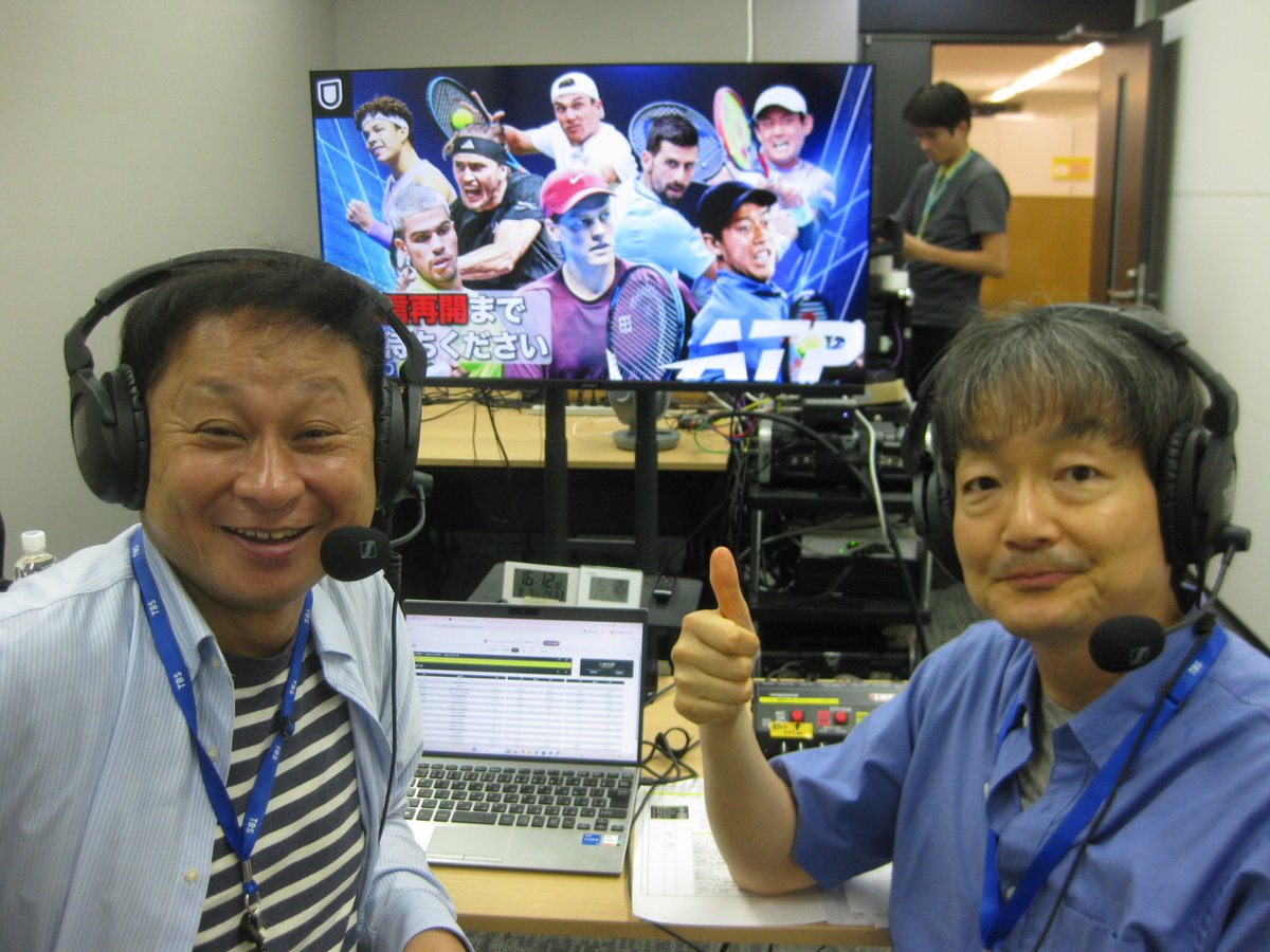 HitoshiKo215's tweet photo. #UNEXT の #テニス 配信で、       
#ATP #カナダ 大会 4回戦の 解説を担当しました。 
お相手の実況は、#鍋島照茂 アナでした。
鍋島さんとのテニス談議は、本当に楽しい！  
ありがとうございました。

#イッキ読み #ハートの日 #野獣の日 #焼き鳥の日 #帽子の日 #VIVANT #Tennis #JR東海 #tennis https://t.co/fxARiRvLO8