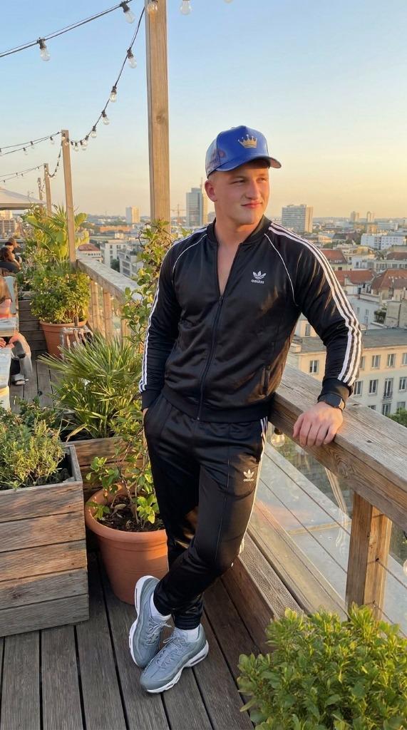 MR_S_CAMMER's tweet photo. Letting me use your credit card was the best idea you ever had
findom scamlad chav scally https://t.co/1AwG6Rt9Ex