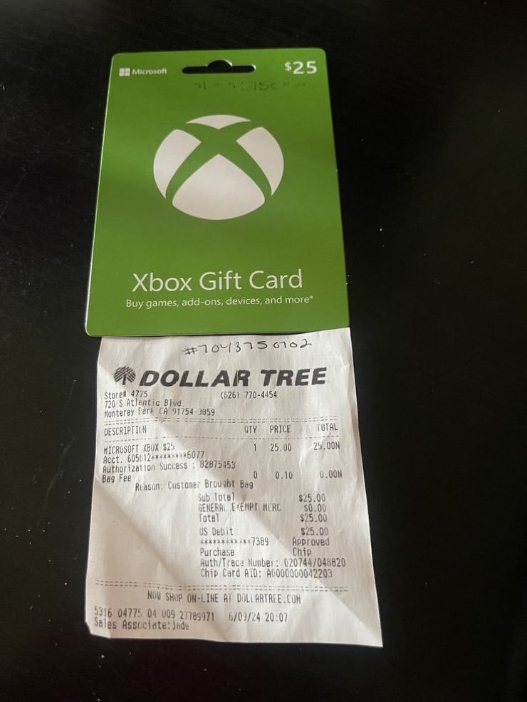 BarashkaMary's tweet photo. I got $25 Xbox card. https://t.co/zdFAUCcGrE