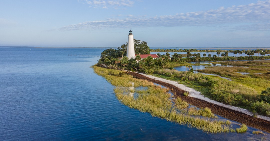 VisitWakulla's tweet photo. Some places never go out of style.

Standing since 1831, the St. Marks Lighthouse is one of Florida's oldest and most photographed landmarks. Climb into history, take in the views, and don't forget your camera. 📸 https://t.co/Bipnk2pICi