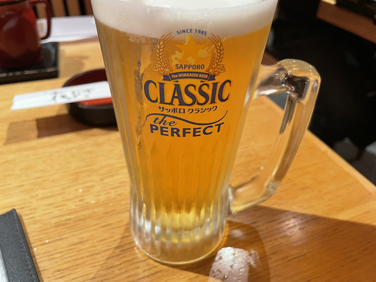 nabe0923WAT's tweet photo. そしてお土産の数々は、この辺で購入
生ノースマン、ロイズ様のチョコ、水曜どうでしょう＆onちゃん、クラシック
北海道の底力を感じますね
#千秋庵
#ロイズ
#ＵＨＢ
#サッポロビール
#新千歳空港 https://t.co/YK9vfWQ9BO