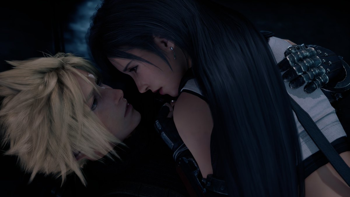 BimmysBurner's tweet photo. Tifa looks so good in dim/blue light. Honestly, they all do!

#FFVIIRemake https://t.co/dbdm9qPtlN