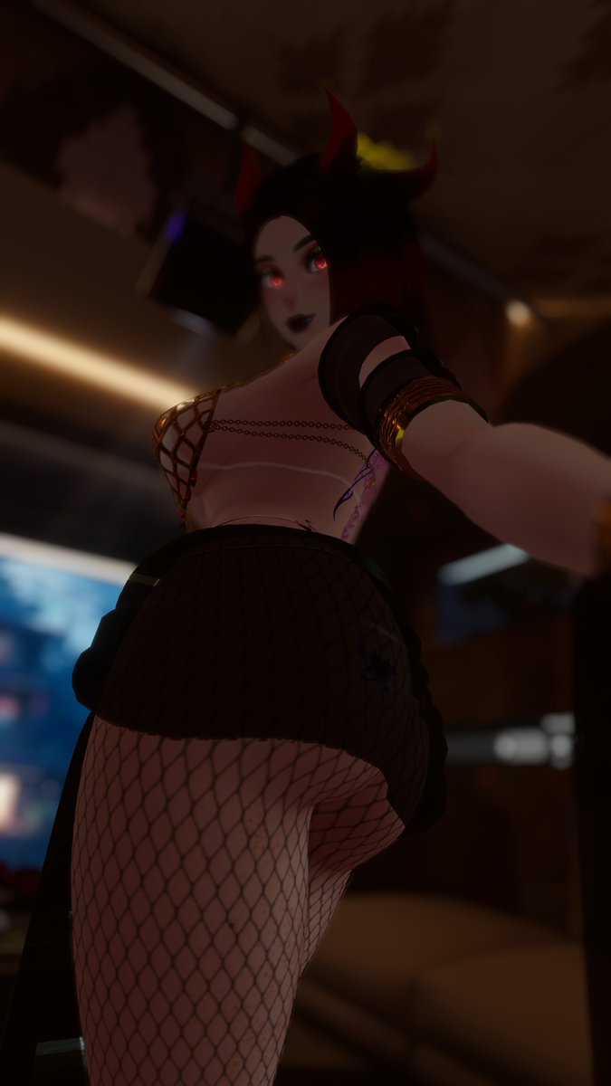 FumiikoH69's tweet photo. you coming wiht me for a Dance ? ? 🤫 https://t.co/zfW8X9P8Pu