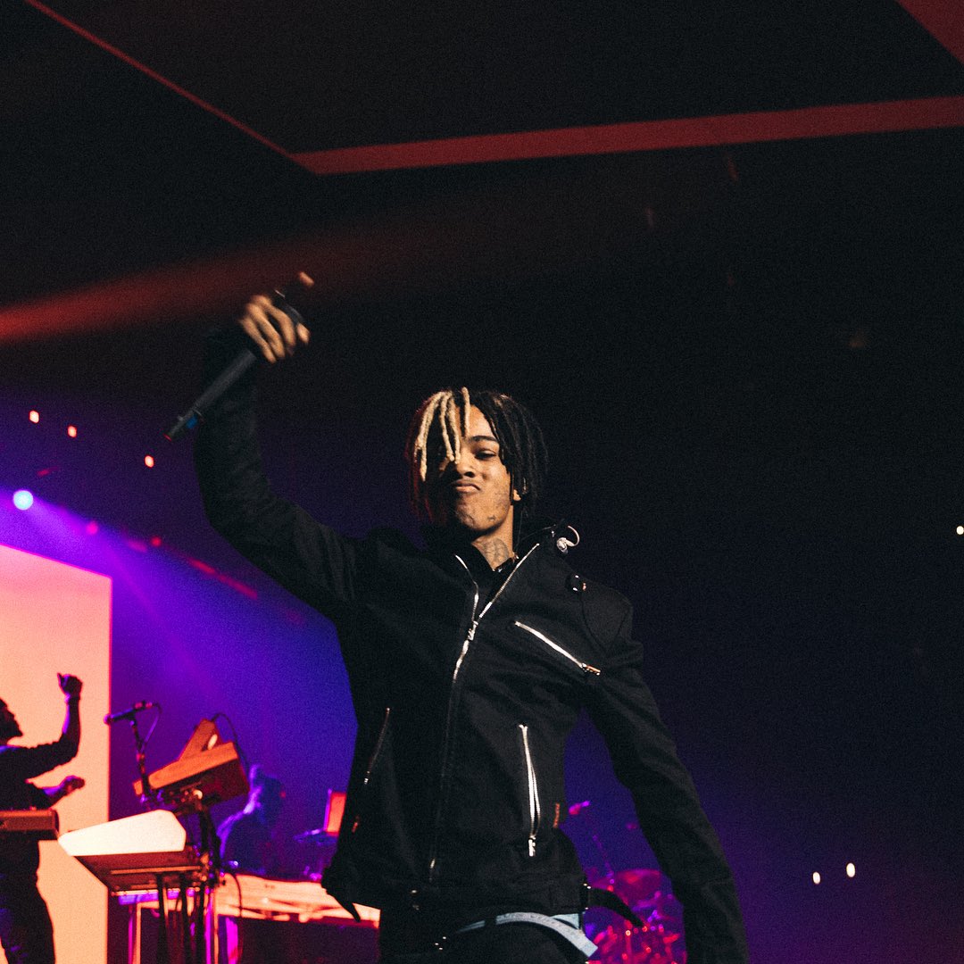 snownscattered's tweet photo. XXXTentacion during a special appearance on Kendrick Lamars tour 9 years ago today. D.R.A.M  also took the stage with him during his performance of ‘Look At Me’. https://t.co/WZelRDeNLY