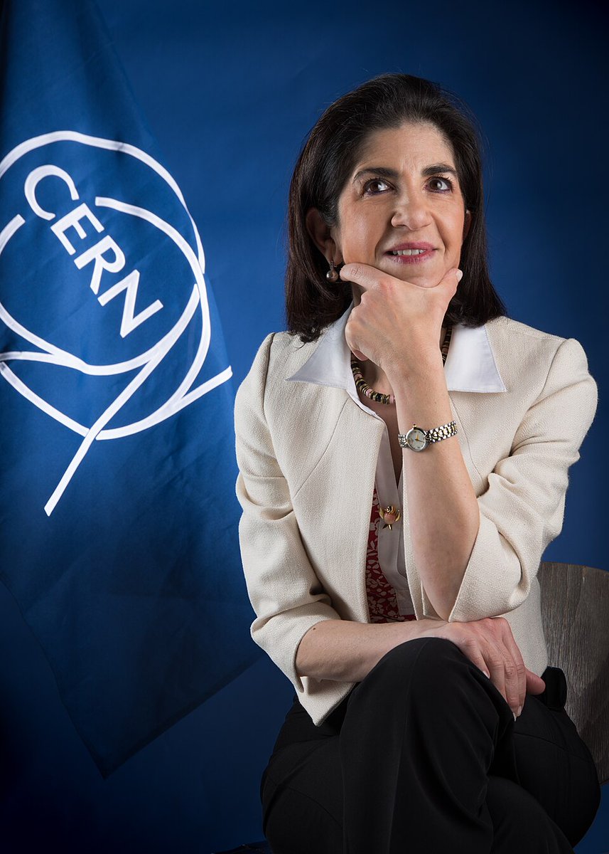 editatona's tweet photo. #WikiFact del día: Fabiola Gianotti (1960) es la primera mujer nombrada como directora general de la Organización Europea para la Investigación Nuclear [CERN]. También fue una de las personas que anunció oficialmente el descubrimiento del bosón de Higgs en 2012. https://t.co/C9gKwajmYc