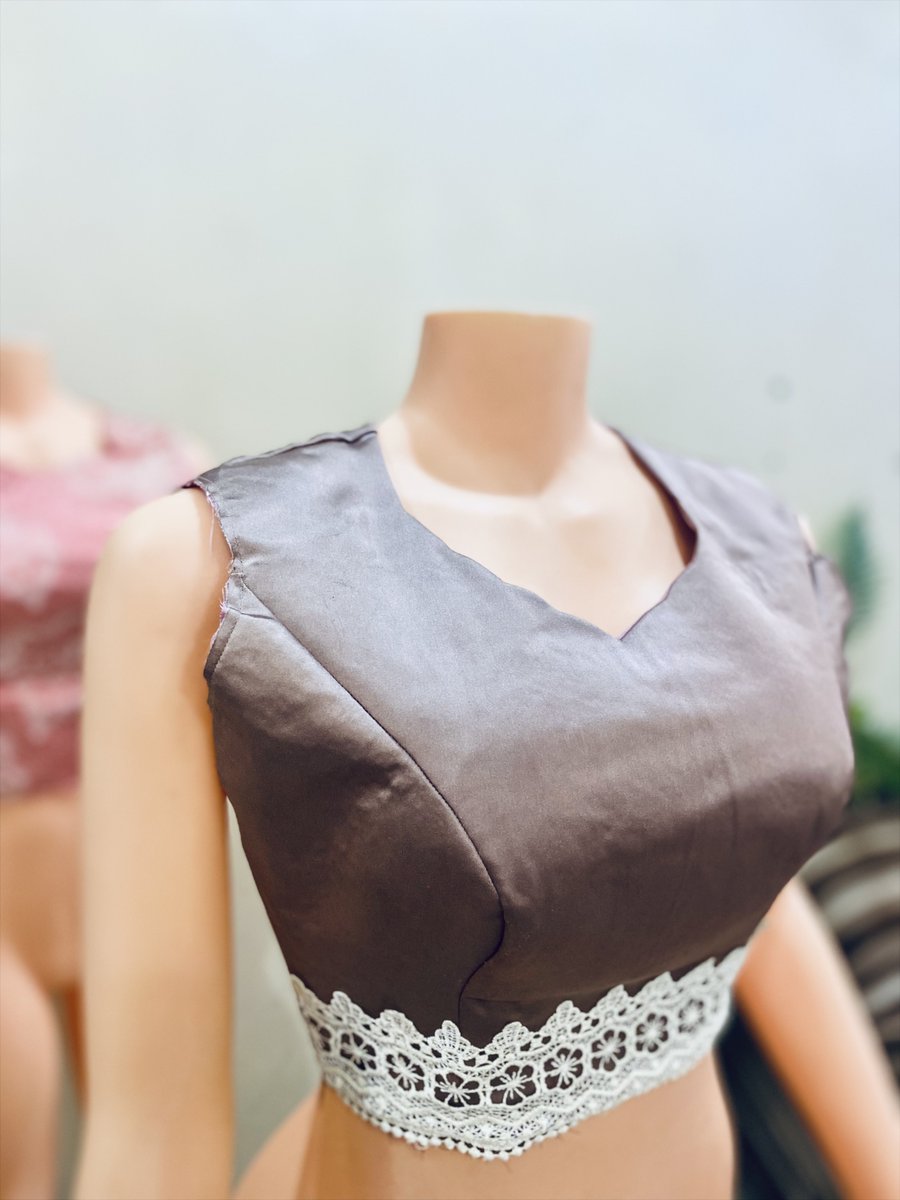 QuietPenStyle's tweet photo. Beautiful outfits begin here.

#fashiondesign #traditionalwear #bespoketailoring✅✅✅💯💯 #styles #foryou https://t.co/PBtFFix1Ed
