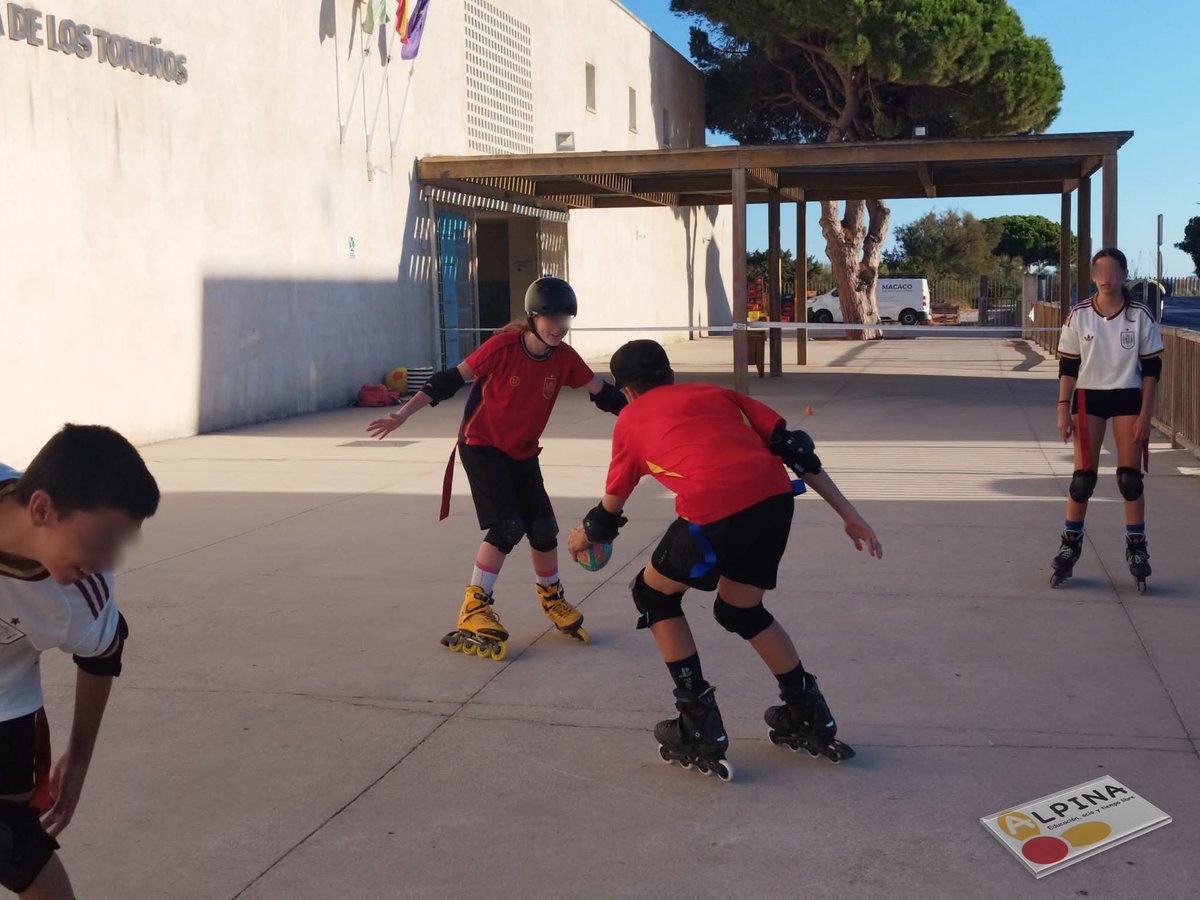 ALPINA_eotl's tweet photo. #Patinaje en Los Toruños (jueves) 06/08/2026.

- Martes 19:30 a 21:00 (Decathlon).
- Jueves 19:30 a 21:00 (#LosToruños).
☎️ Reservas: 607 781 916.

#valdelagrana #ociocadiz #elpuertodesantamaria #Cadiz @ParqueTorunos @TorunosAlgaida @TurismoElPuerto @CadizTurismo @TurismoJerez https://t.co/NwwFzIeqPz