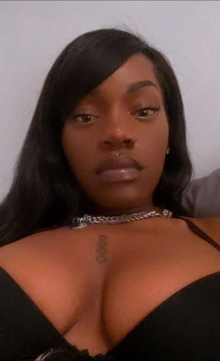 Https3npai's tweet photo. A side part loves to see me coming 💚 https://t.co/qyD4YBdYQf