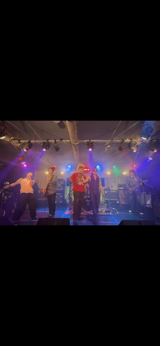 hisahisa_ZIGGY's tweet photo. 今日は波之屋フェス参加させて頂きました♬
こんな名もなき928誘ってくれてhideちゃんありがとう😍
とても楽しかったよ！
グロリアで一緒に盛り上げてくれたXSHIMAMATSUの妖精🧚2人も飛入りしてくれてありがとう😊
また待ってるね🤣
#波之屋フェス
#XSHIMAMATSUには妖精がいる
#肉は残すな https://t.co/Wq741beW2q
