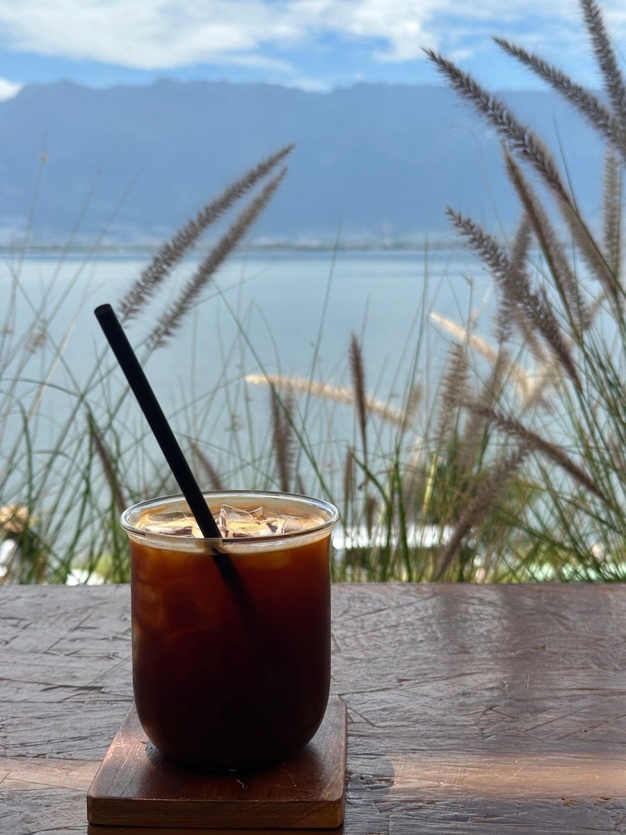 PollyDora94w8's tweet photo. Just chilling with iced coffee and a good podcast on a lazy Sunday afternoon — this is the vibe we all need sometimes , https://t.co/uLB1zI7Zmc