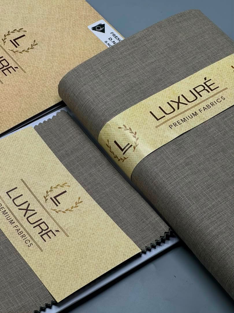 alamienbah's tweet photo. LUXURE Linen 🔥🔥🔥
Light. Breathable. Effortlessly classy.
🏷️ 4,500 per yard
📍Kano,Nigeria 
Nationwide Delivery 🚚 
Call ☎️ or Dm WhatsApp: 08133516076 https://t.co/1kPLg9IZP9