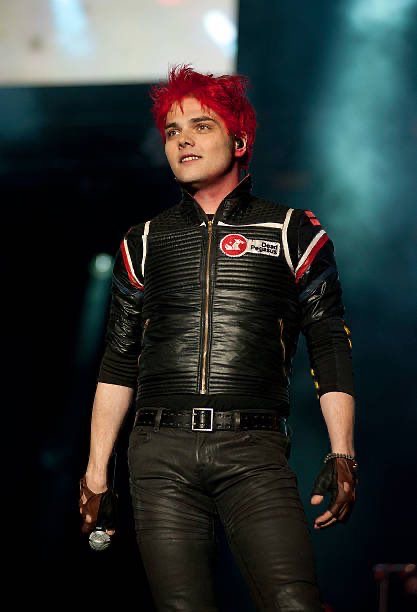 wolfftrappr's tweet photo. I think about short haired party poison so much https://t.co/AvKux2Lk5o