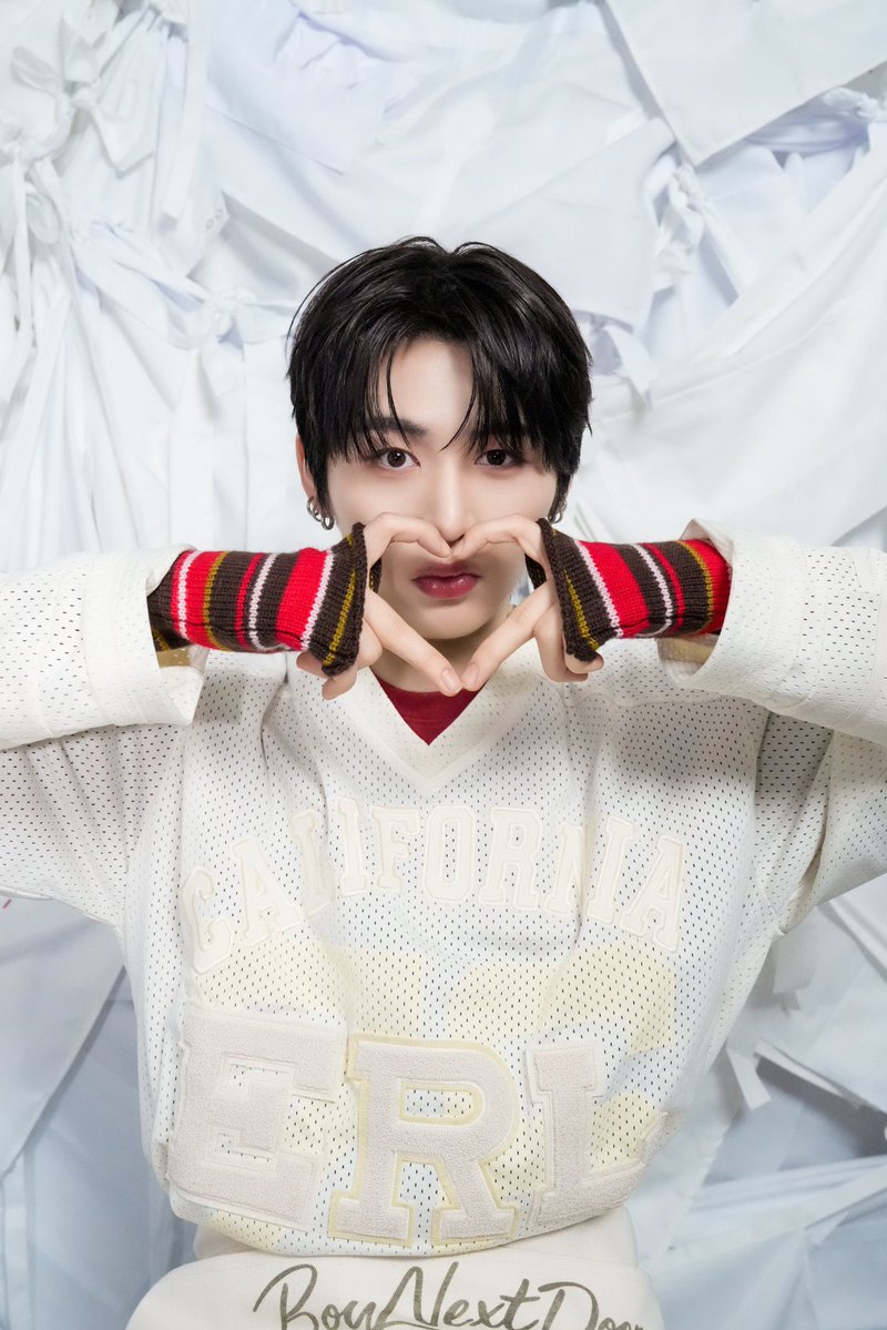 beinglov3d's tweet photo. my imut nyimut kesayangan kecintaankuuu, selamat ulang tahun meng! 🤍 
doa terbaik selaluuu aku panjatkan buat tecannn.
bahagia sehat selalu iyaaah! senyum selaluu iyaaah! senyum mu penyemangat hidupku (asek):’ sukses teruss sama bonek kesayangan - https://t.co/lOuZpoes25