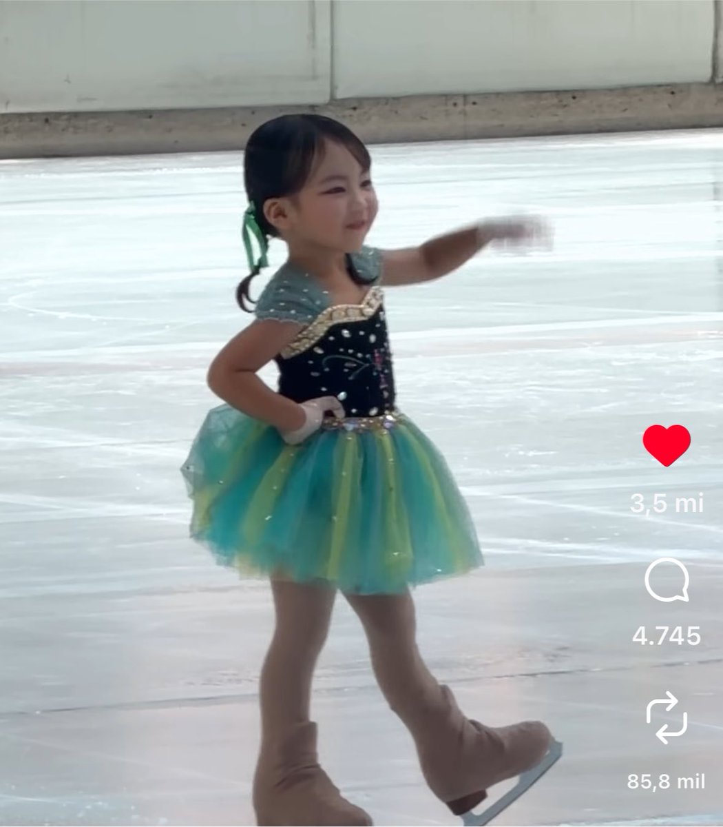 yoongitetudo's tweet photo. acabei de ver essa menina no instagram e achei ela a cara do jungwon 🥹 https://t.co/UKha2dBPzv
