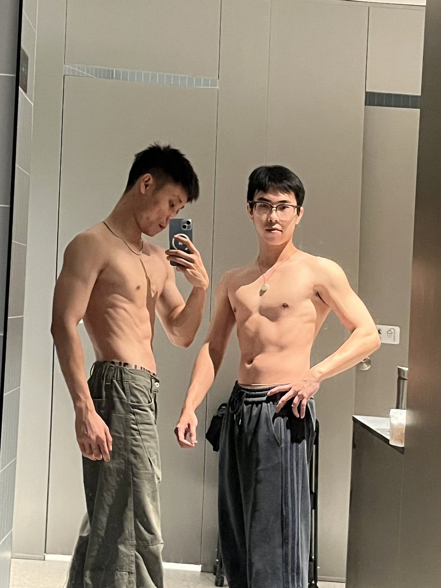 SQKAdeCcat's tweet photo. 多少还是有点训练痕迹的 https://t.co/4iStJoUnp3