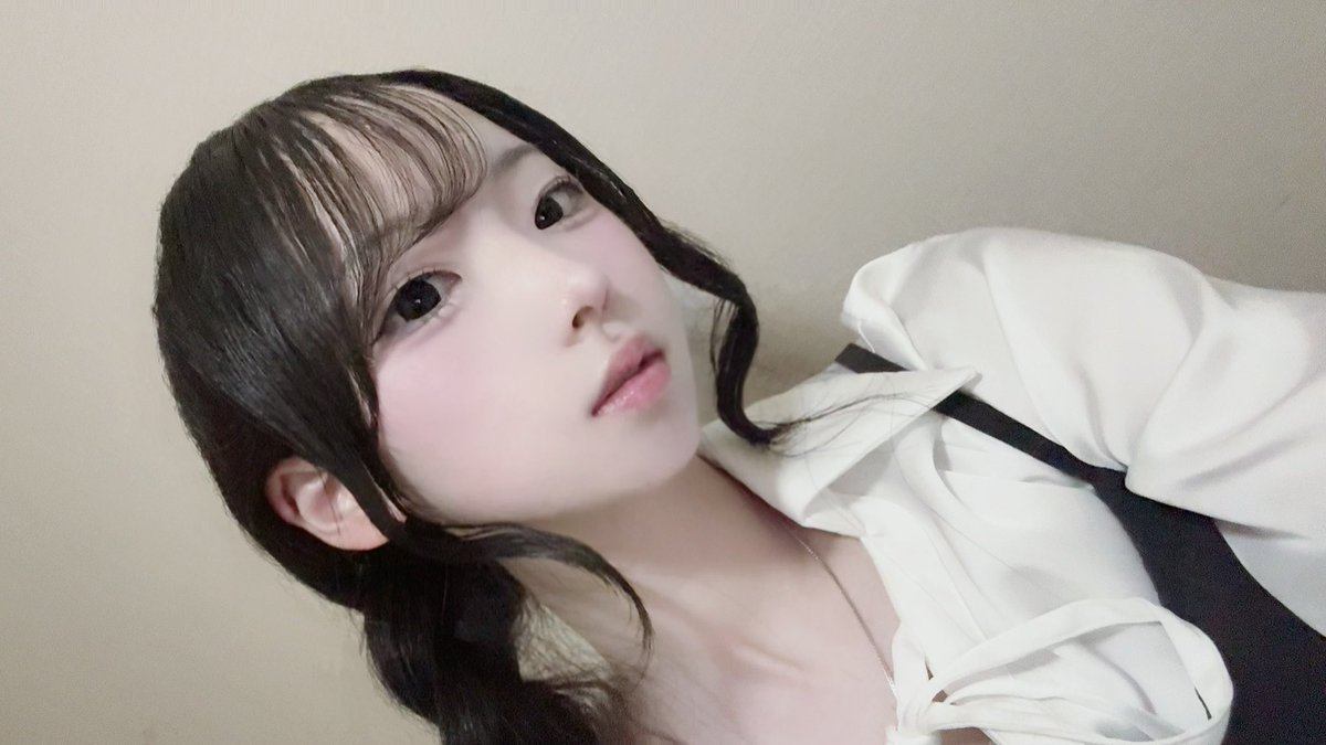 _nxzrs's tweet photo. 黒髪再掲 https://t.co/A5Sq5z5miQ