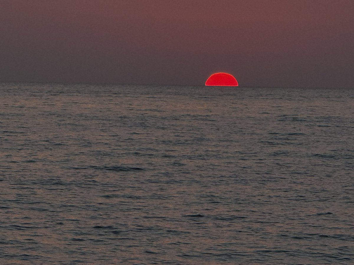 wascrivodizain's tweet photo. per tutta la vita fotograferò il tramonto https://t.co/cwlfcQUOs3