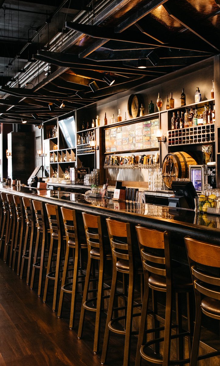 2twenty2_tavern's tweet photo. Sunday Specials…
$8 Bloody Mary’s
$12 Toucan Handshakes 

#SundayFunday
#ChicagoBars
#ChicagoLoop
#HappyHour
#LateNight
#Cheers https://t.co/nrjse6Mc3J