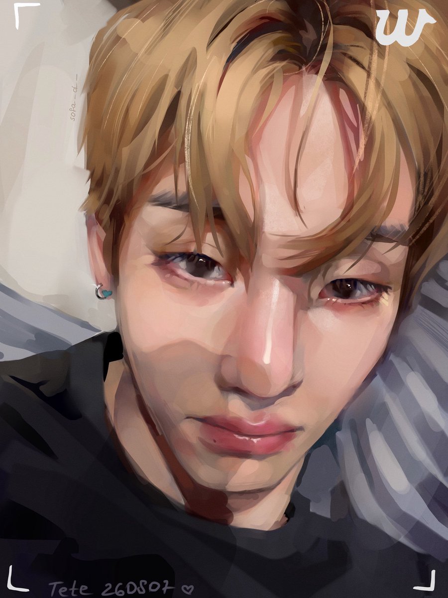 weirdest_pers0n's tweet photo. baby tae https://t.co/7cXwyXXq05