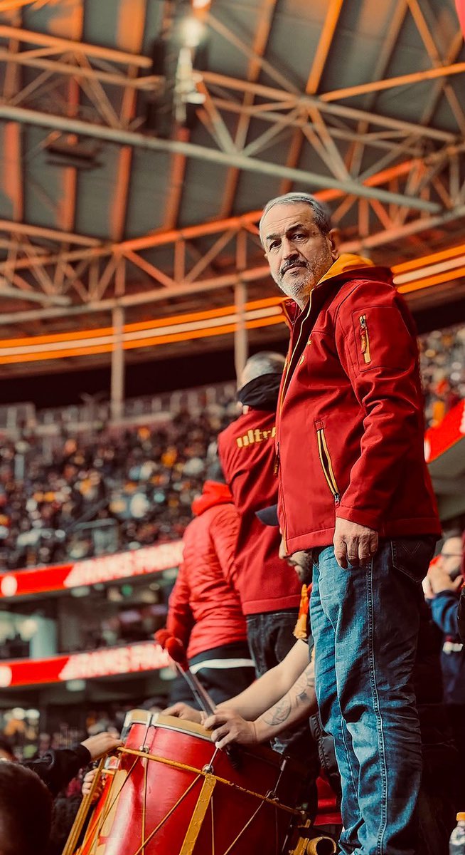 ultrAslanBursa's tweet photo. DOĞRU DUVAR YIKILMAZ! #SebahattinAğabey @ultrAslan @uAYurtici https://t.co/a5y6apKfCH