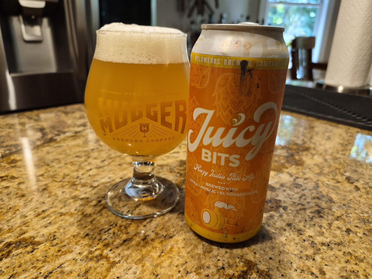 scottvillers's tweet photo. Anyone else seeing damaged cans from WeldWerks? Looks like maybe canning line issues #drinkcheck #cobeer @WeldWerksBrewCo "Juicy Bits" Hazy IPA https://t.co/LD0tbr54Yj