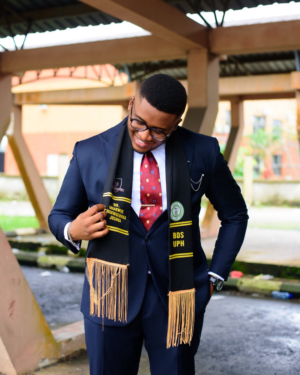 ebbbuka's tweet photo. On Friday, I was inducted into the Medical &amp; Dental Council of Nigeria as overall BEST GRADUATING STUDENT. 🔥 ❤️ 

5 Distinctions and Best in:
- Internal Medicine 
- Surgery
- Oral Biology 
- Operative Techniques 
- Oral Pathology/Medicine
- Orthodontics &amp; Paediatric Dentistry https://t.co/YuwtqSVtLz