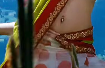 SamJamBoy's tweet photo. Navel  ) . (😋                                         Lips🤤 https://t.co/csE1kBHQMu