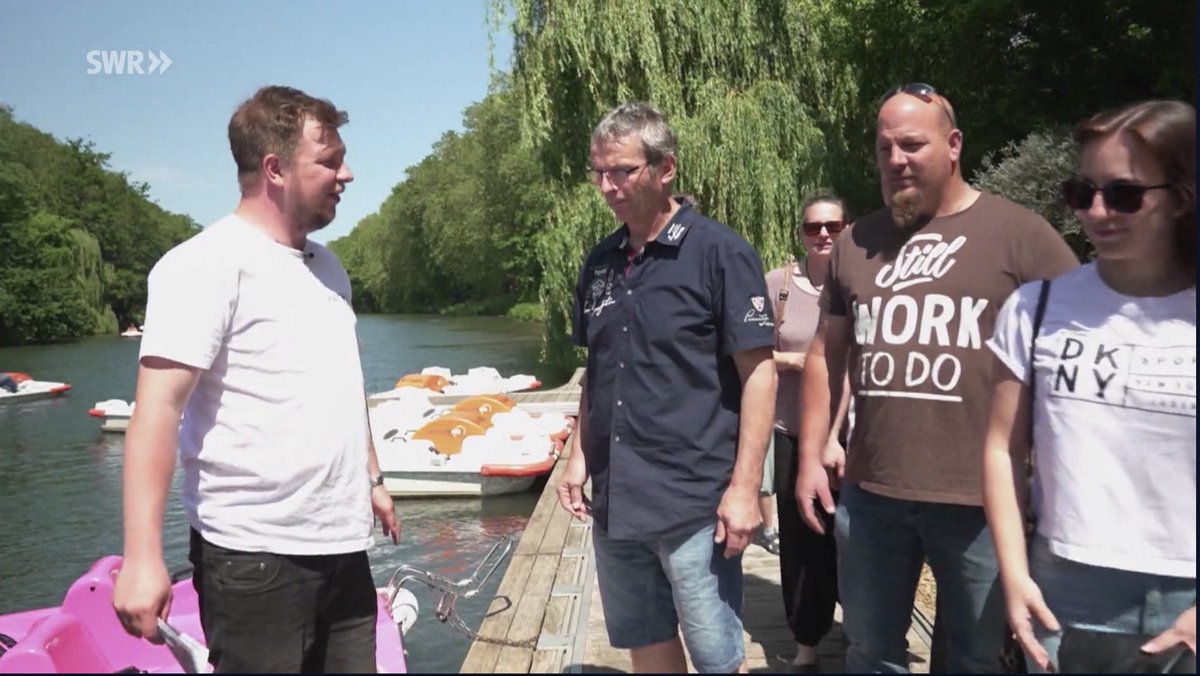 DanOneII's tweet photo. @djpr @NicoB84027061 Als ob du dir die Frauen aussuchen könntest, Patrick. https://t.co/0IyfXJiDv8