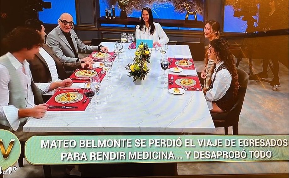 staylvnder's tweet photo. “se perdió el viaje de egresados para rendir medicina y desaprobó todo” 😭 https://t.co/7X7Wcmi3bH