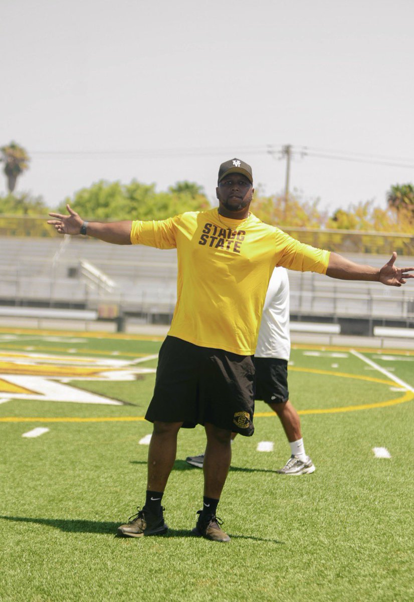 CoachMays21's tweet photo. Stagg HS got a New DB coach (209) #DBU is @ State. https://t.co/Z3Ew6V3aS9
