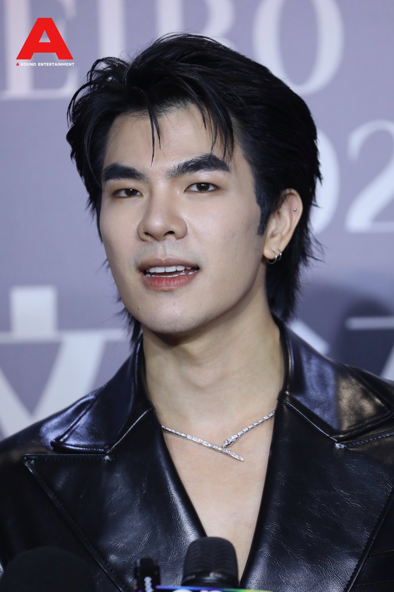 around_ent's tweet photo. [เก็บตก] “มาย ภาคภูมิ” ในงาน 2026 Weibo Cultural Communication Night (Thailand) 

#WEIBOGALA2026xBeOnCloud
#Milephakphum
#WeiboGala2026xSiamParagon 
#WeiboCulturalCommunicationNight 
#WeiboGala2026 https://t.co/r96kNtoZ3t