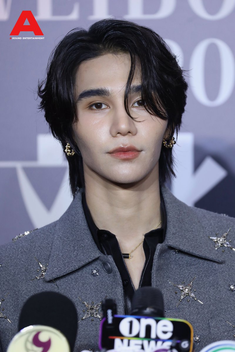 around_ent's tweet photo. [เก็บตก] “เจฟ ซาเตอร์” ในงาน 2026 Weibo Cultural Communication Night (Thailand) 

#WEIBOGALA2026xJeffSatur #JeffSatur 
#WeiboGala2026xSiamParagon 
#WeiboCulturalCommunicationNight 
#WeiboGala2026 https://t.co/xaTpgHMSZF