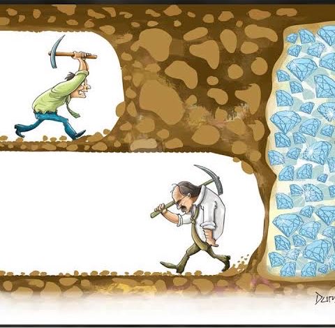 babaajoe's tweet photo. Şu görsel yüzünden hayatımız sikildi be imparator https://t.co/tC42KtoKix