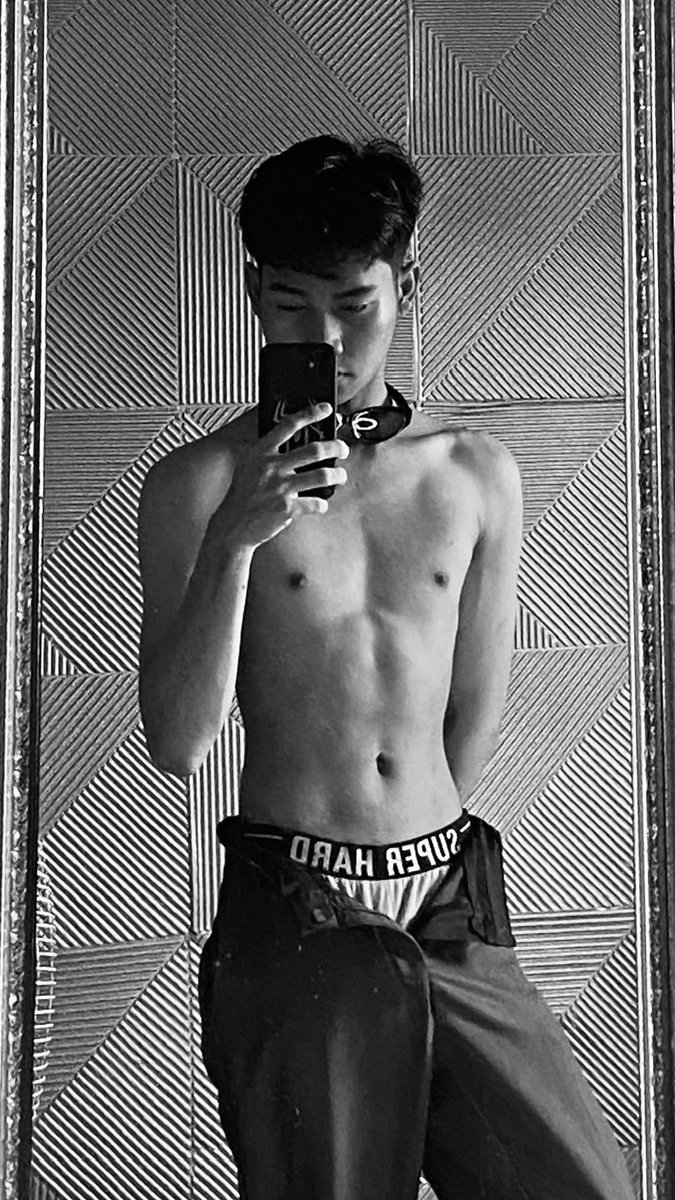 xxxrayhn's tweet photo. difase pengen ngmong kontol ke org, gedek bngt gw sma penipu
#mlm #fyp #asianboy https://t.co/yl32rdccs3