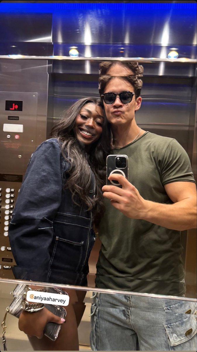 theaniyabase's tweet photo. When hot people date! https://t.co/f676WrTacH