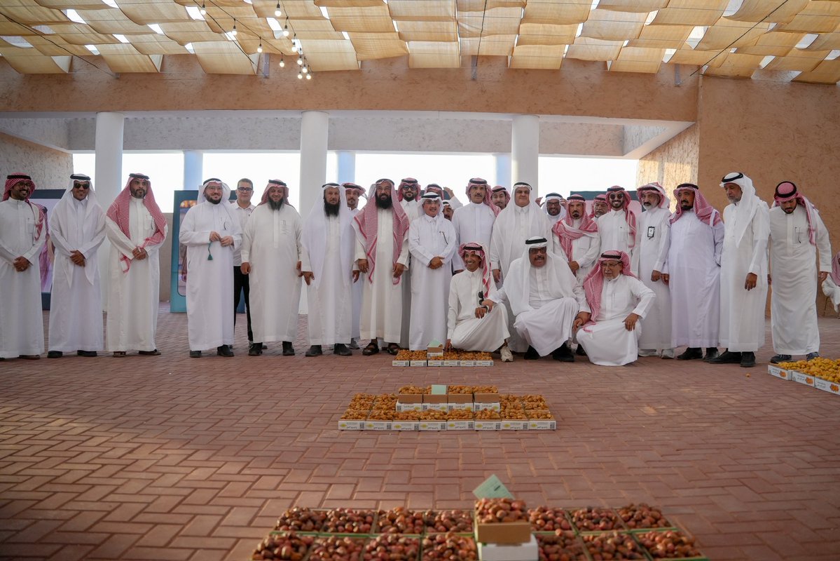 rkbldna's tweet photo. صحيفة سبق :

مهرجان تمور الخبراء و رياض الخبراء يستقطب الزوار على مساحة 50 ألف متر مربع

https://t.co/CUCpzuGWd5

#رياض_الخبراء_بلدنا https://t.co/mhDiHLTnAm