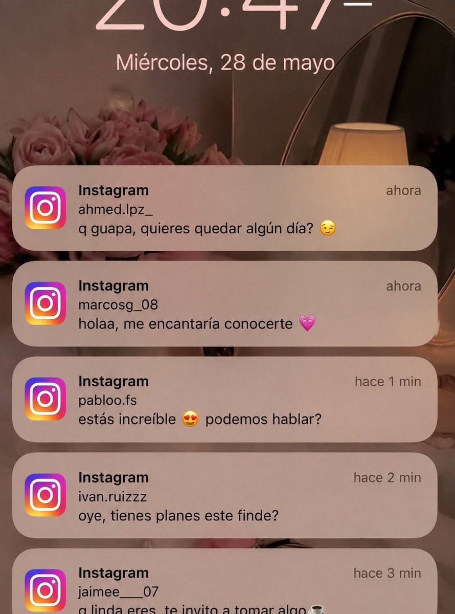 Pausismo's tweet photo. Las notificaciones de mi novia // Mis notificaciones https://t.co/gQrZxdcDeR