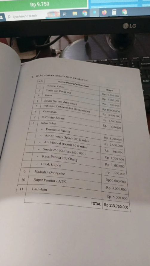 txtharihariWNI's tweet photo. Guys, mau nanya dong 😭

Proposal acara 17-an, total biayanya sampai segini... menurut kalian normal nggak sih?? https://t.co/z3xiSDopUN