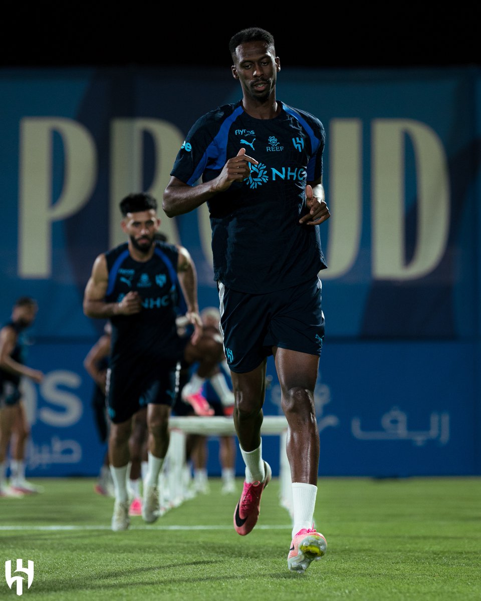 Alhilal_FC's tweet photo. الأزرق يستـعد 💙⚽️ https://t.co/j1zgxw7Kwo
