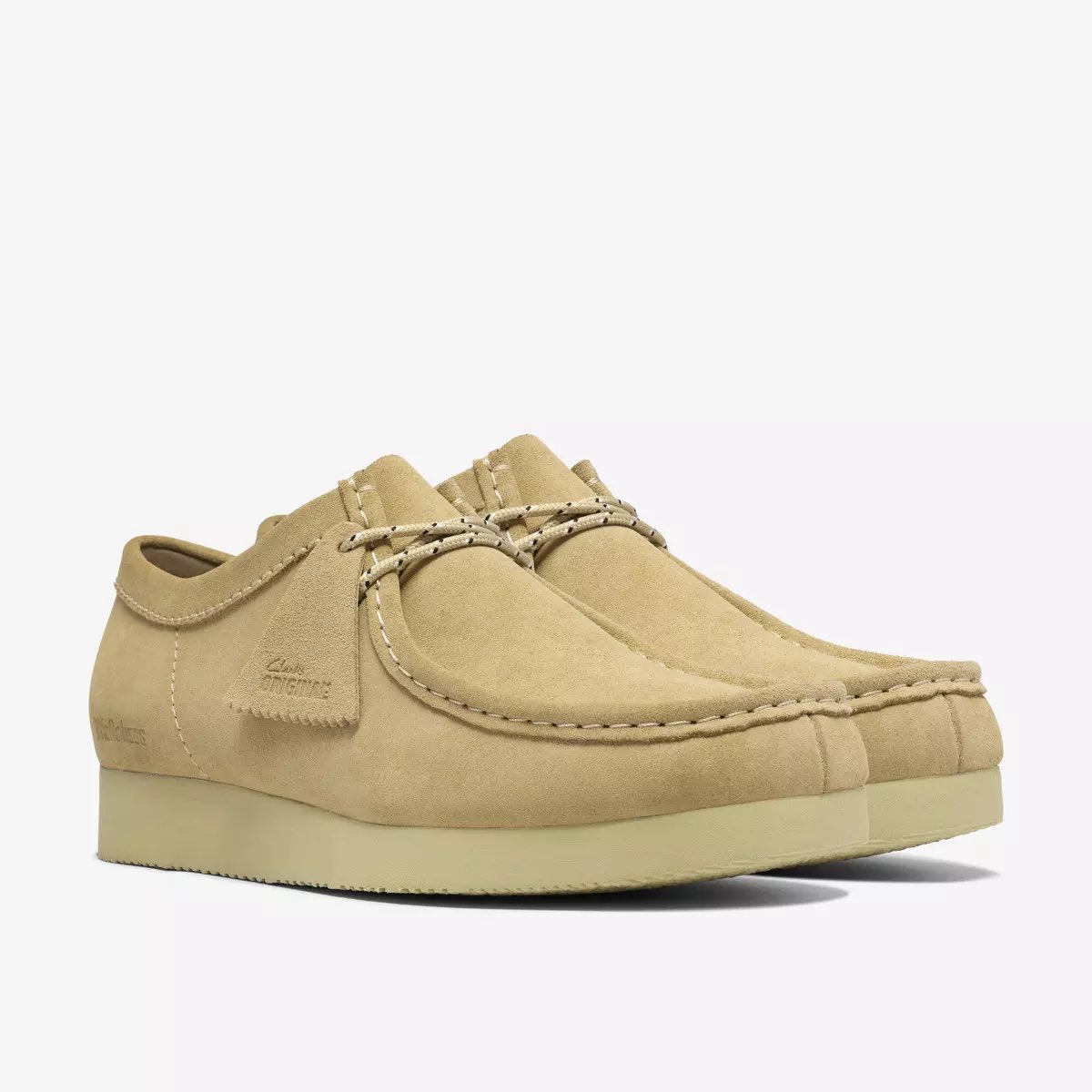 bitangora's tweet photo. Si estáis buscando unos nuevos zapatos que poder utilizar en todos los ámbitos de vuestro día a día sin desentonar, mi recomendación siempre son unos Wallabees. Este mes pasado Clarks recuperó el modelo Lite y me parece una oportunidad perfecta para probarlos en vuestro armario. https://t.co/gPOmbTmdlk