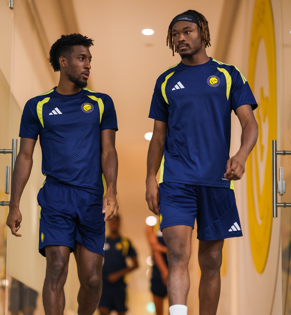AlNassrFC's tweet photo. مسـاءٌ جديـد .. من مقـر الفرسـان 💛 https://t.co/NITHT1e05a