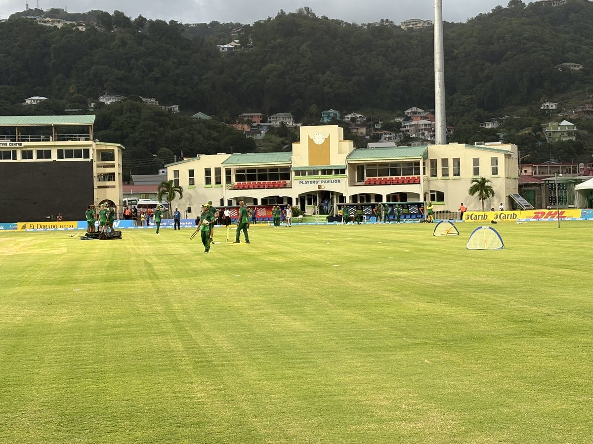 SteelyDan66's tweet photo. CPL14 up &amp; racing!! 🎶🤸🏽🌴 Fab Friday had last ball finish! #kaboom 🚀 Divine to be back in St Vincent… last time 1996!! 😳🌴🥃🎶 #biggestpartyinsport 🙏 https://t.co/DFuvqHfW5y