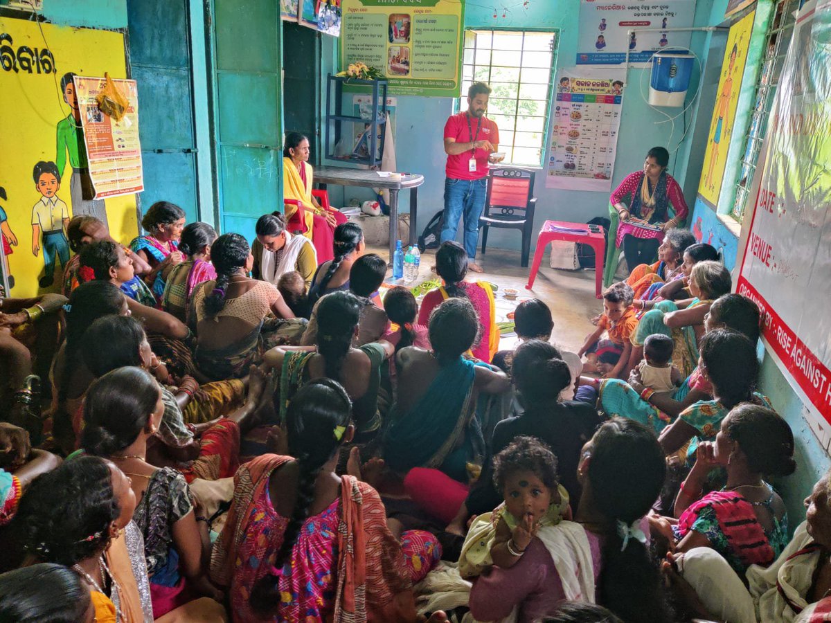RiseIndia2030's tweet photo. During #WorldBreastfeedingWeek, we held awareness sessions in communities , focusing on breastfeeding and infant nutrition.

125 mothers, coommunity members and frontline workers joined discussions on early initiation and appropriate and exclusive breastfeeding practices.
#RAHI https://t.co/6NXW5YRJOF