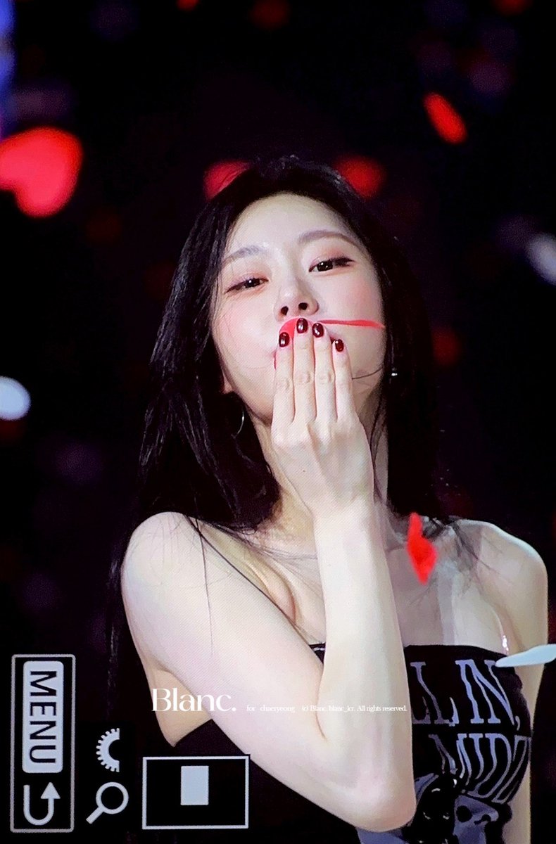 m_fahmi_r's tweet photo. 😍😘 muachh

#ITZY #MIDZY
#CHAERYEONG #채령 https://t.co/kwX82N5GTh